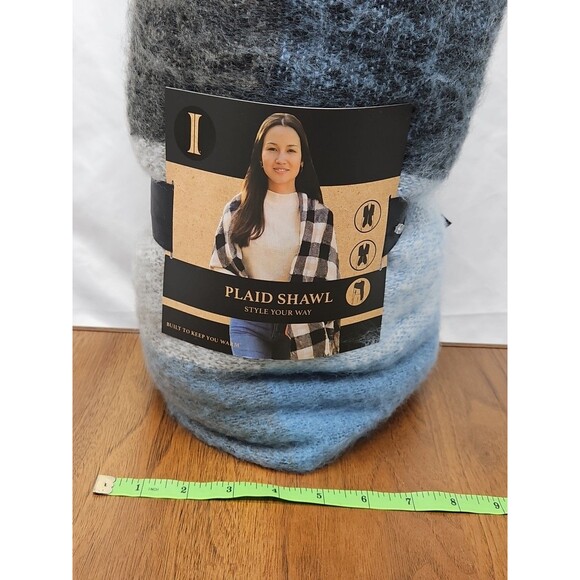 New Womens Igloos Blue/Grey PLAID SHAWL Wrap Warm And Soft - Picture 11 of 12